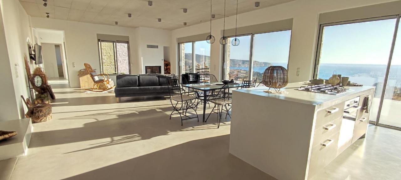 Komos Beach Estate 卡拉马基 外观 照片