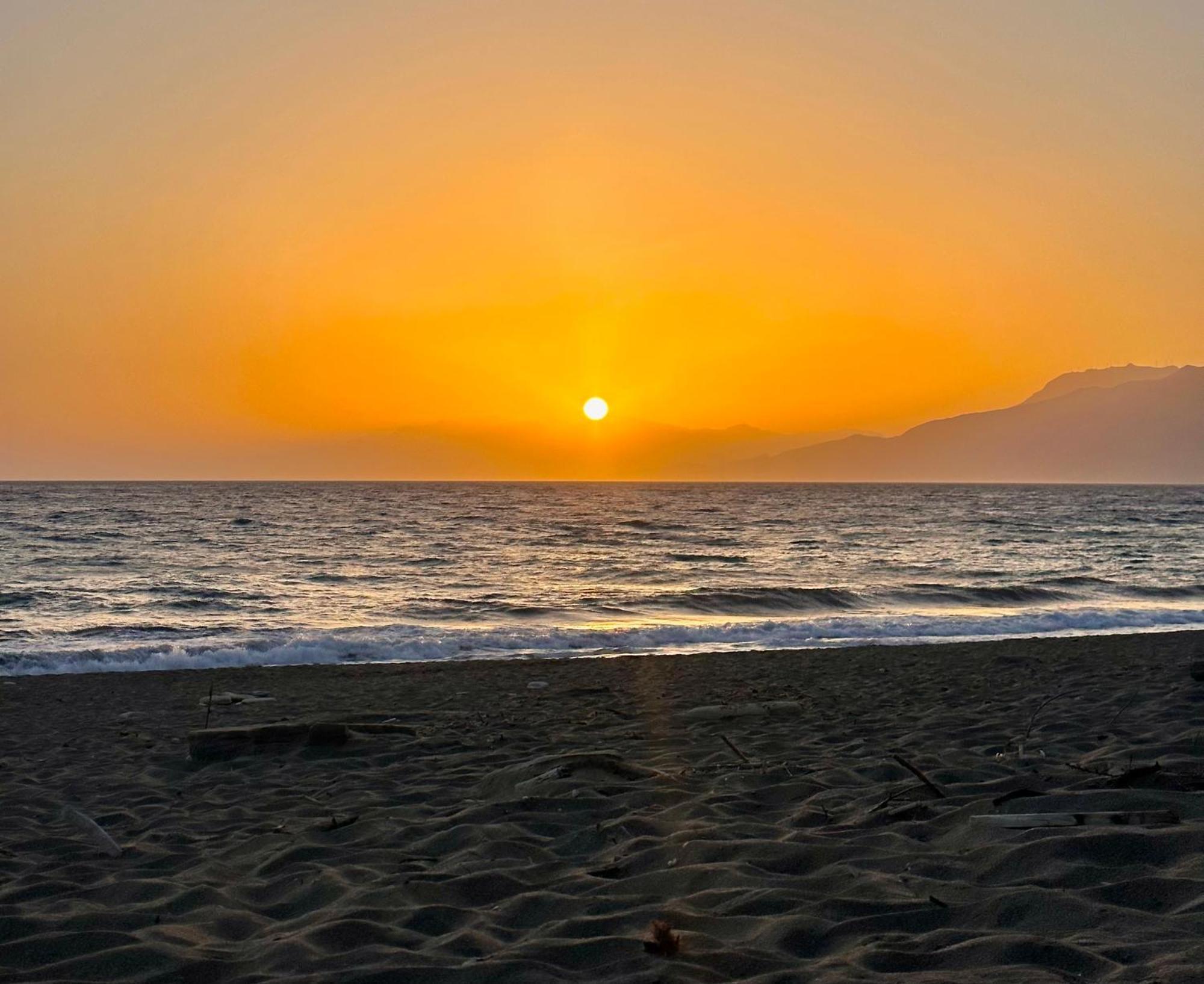 Komos Beach Estate 卡拉马基 外观 照片